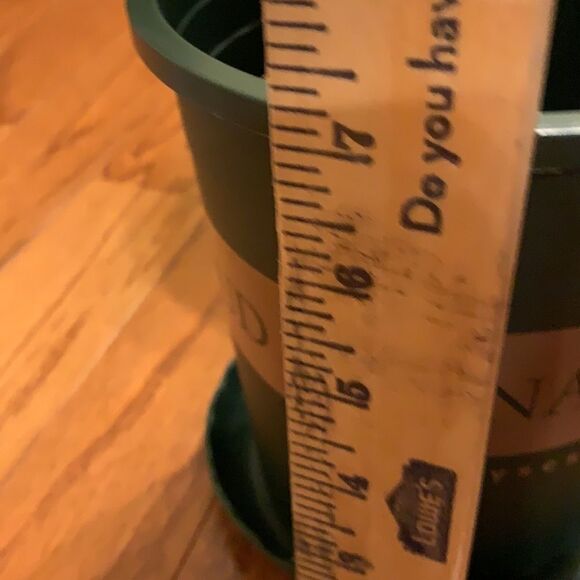 Sunaround garden kit.  - Picture 3 of 6